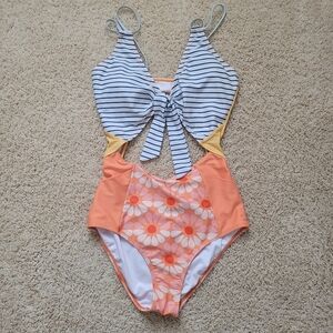 Nani Swimwear One Piece Cut Out Bathing Suit Stripes Flowers Retro M Summer